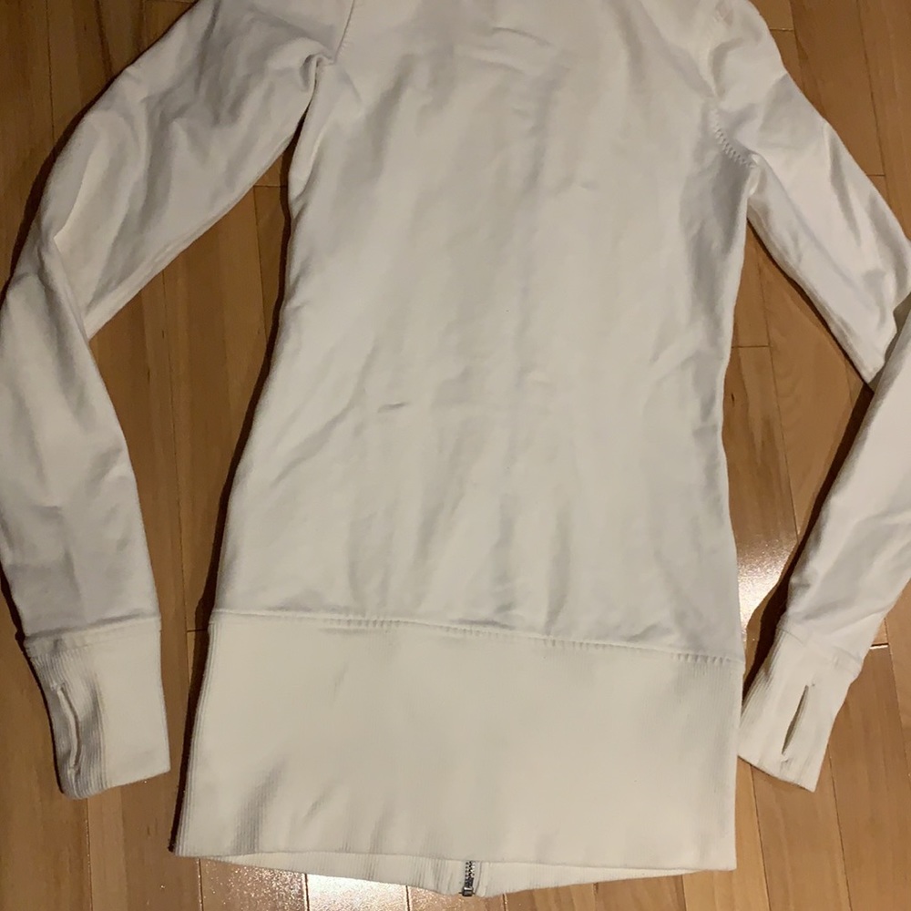Lululemon Off White Live Simply Jacket GUC - size 2 - Picture 16 of 17